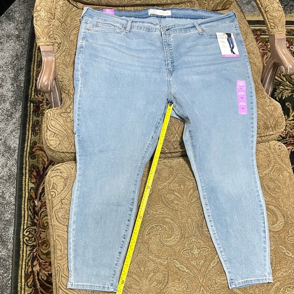 Signature by Levi Strauss & Co.® Gold Women's Midrise Super Skinny Jeans - 38x28 - Picture 13 of 16